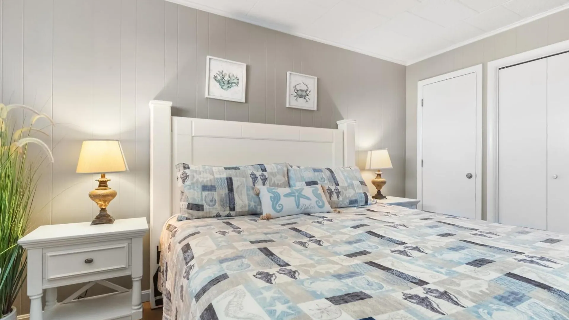 Holiday home Calypso 2-Bedroom Condo With Ocean Views & Pool Access Ocean City Beachfront Escape